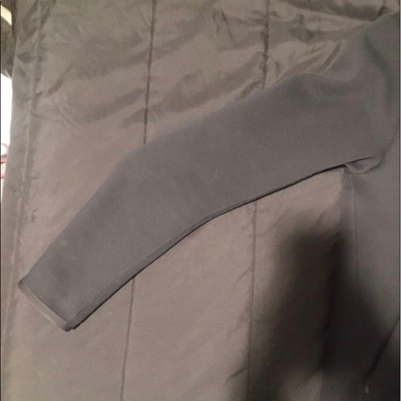 Nike Tech Fleece - Picture 2 of 5